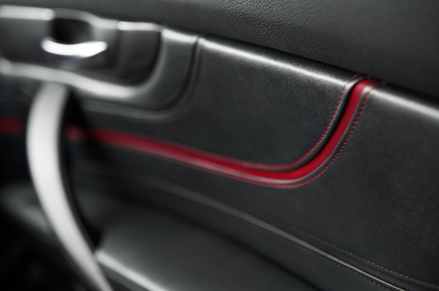 Детали интерьера BMW Zagato Coupe 2012 года  (фото 9 из 86)